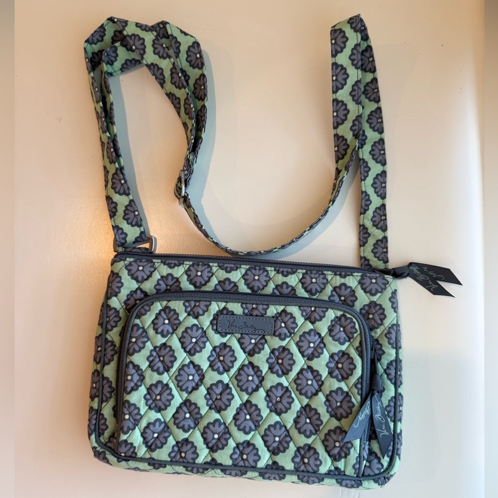 NWOT Vera Bradley little hipster crossbody bag purse - nomadic blossoms